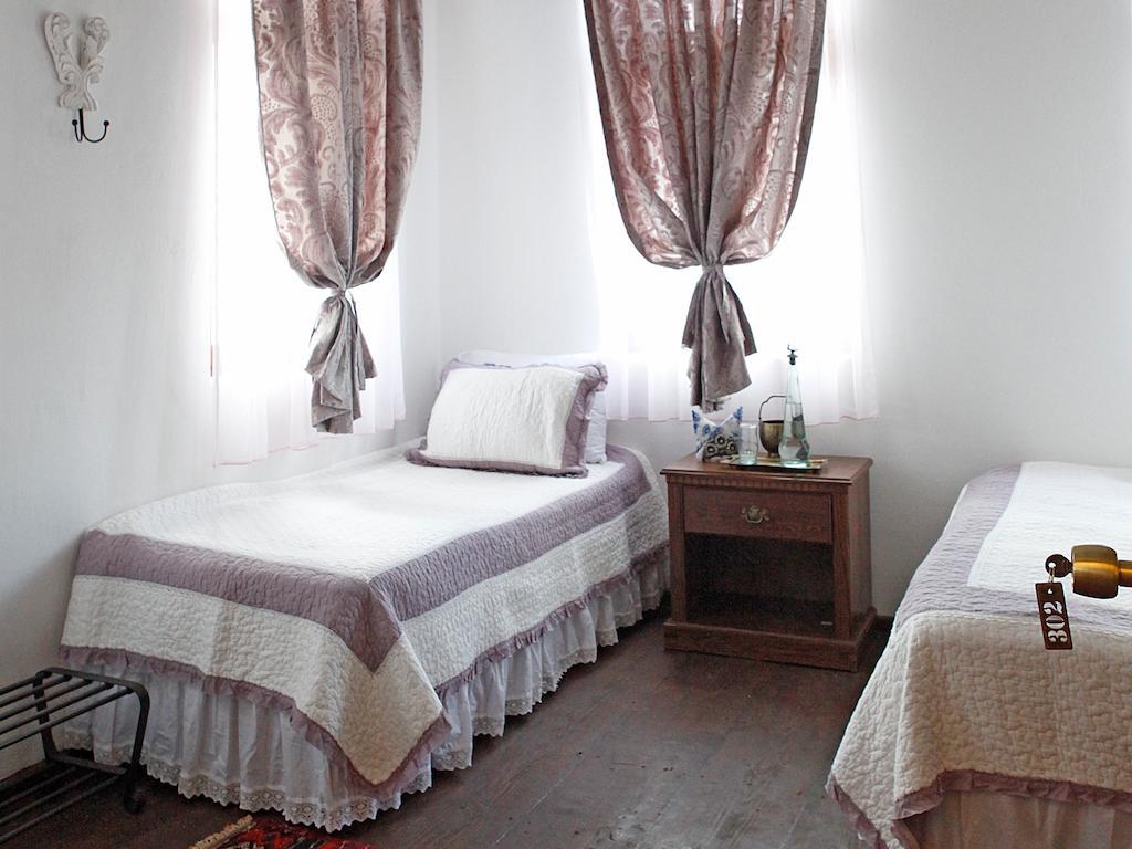 Marjolaine Hotel Ayvalik Quarto foto