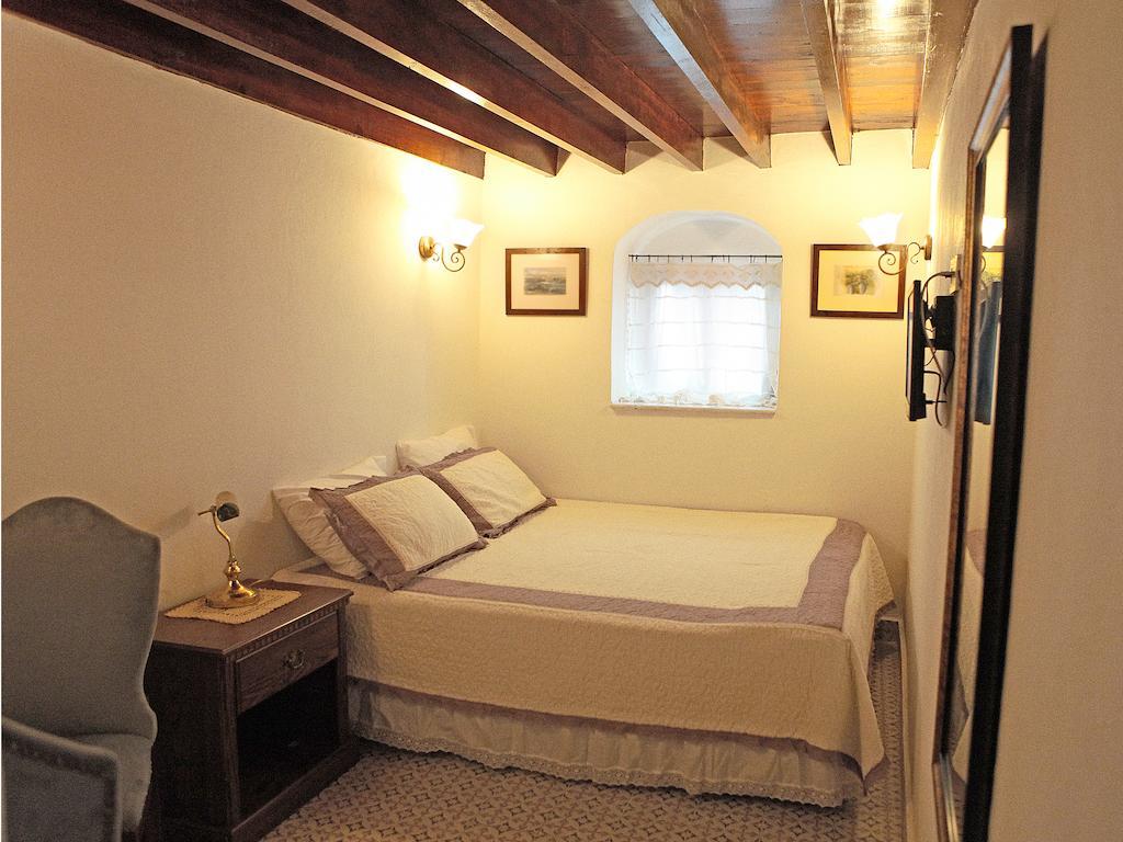 Marjolaine Hotel Ayvalik Quarto foto