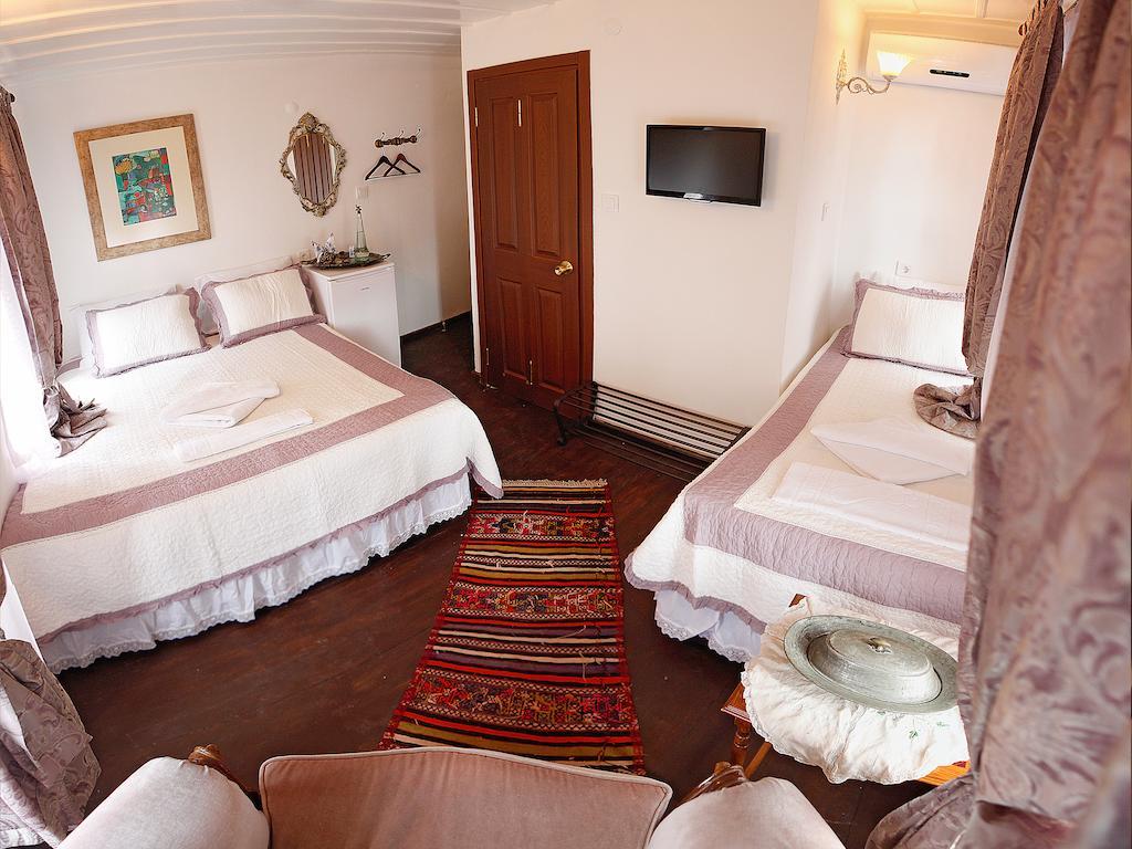 Marjolaine Hotel Ayvalik Exterior foto